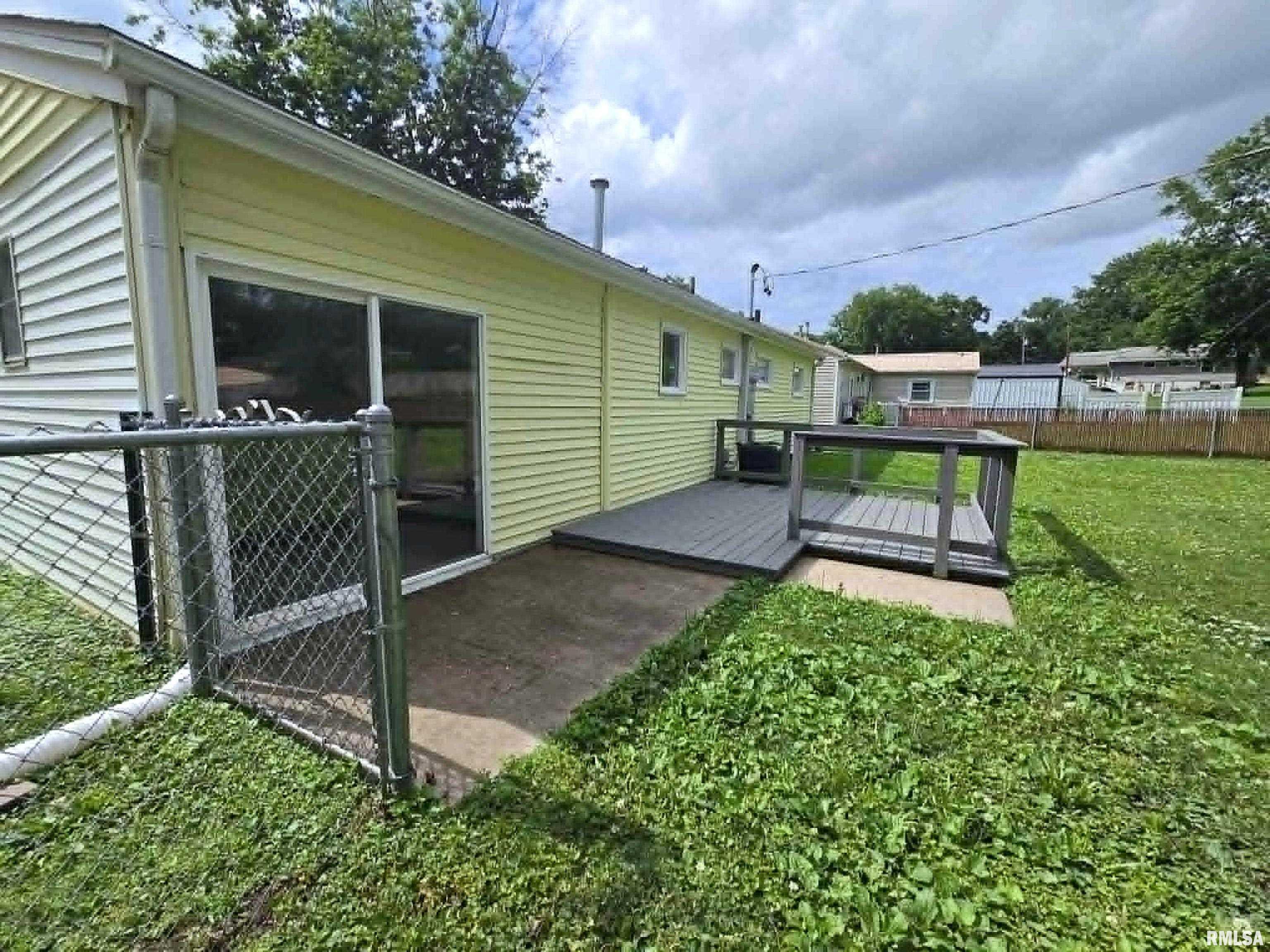 1913 South 12th Street Quincy, IL 62301 - Photo 18 of 20