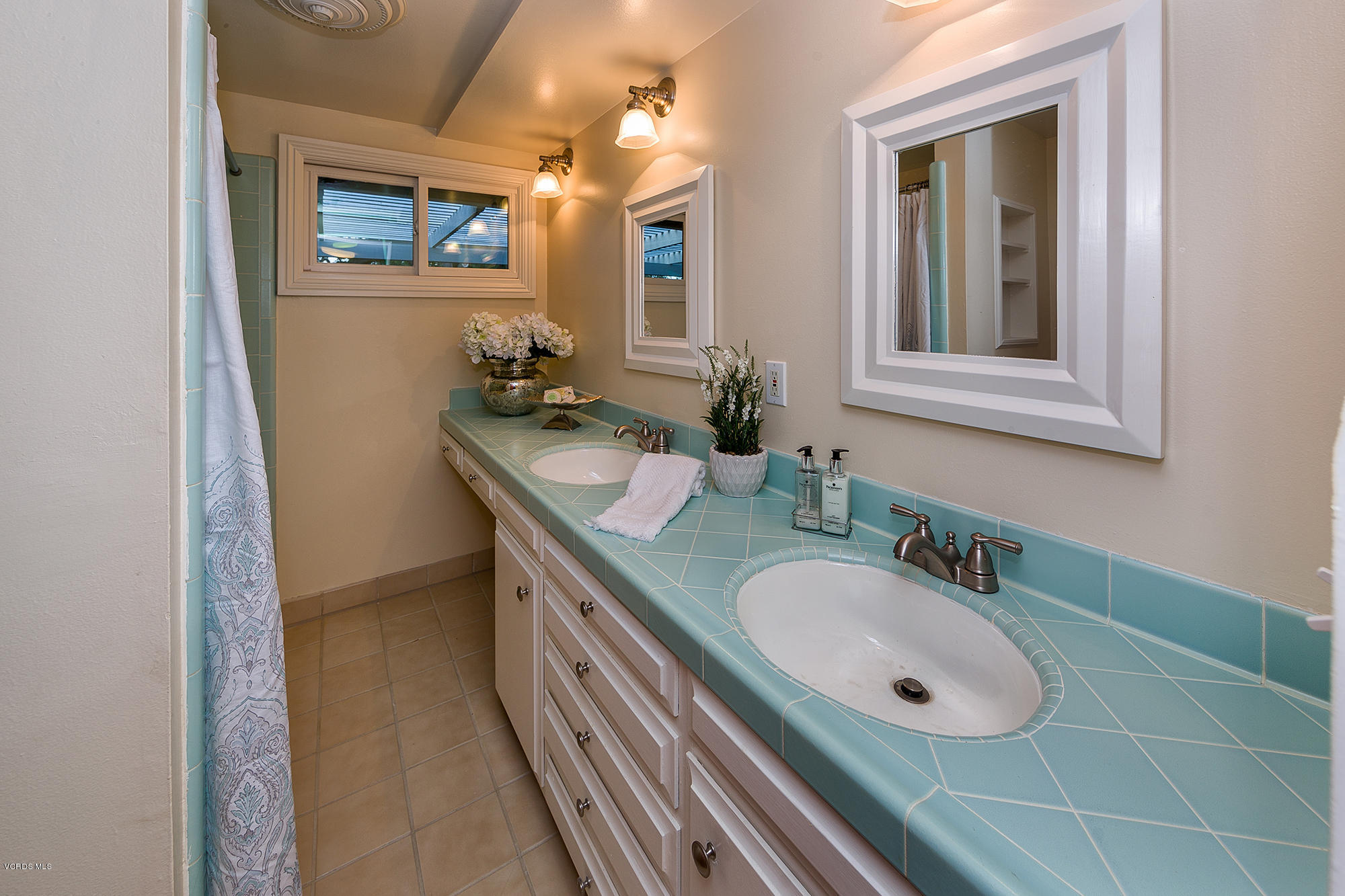 5560 La Cumbre Road Somis, CA 93066 - Photo 20 of 35 237