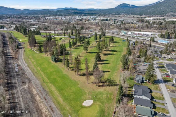 $330,000 | 50 Carnelian Avenue, Unit 101, Ponderay, ID 83852