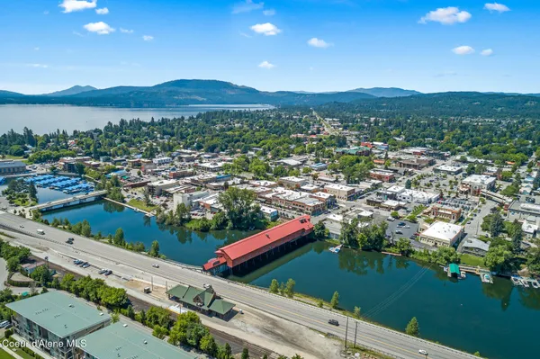 $330,000 | 50 Carnelian Avenue, Unit 101, Ponderay, ID 83852