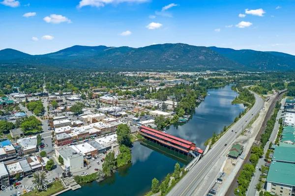 $330,000 | 50 Carnelian Avenue, Unit 101, Ponderay, ID 83852