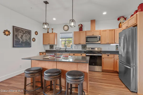 $330,000 | 50 Carnelian Avenue, Unit 101, Ponderay, ID 83852