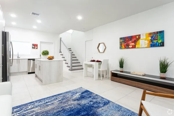 $2,695 | 3920 Melaleuca Lane, Unit 303, Lake Worth Beach, FL 33461