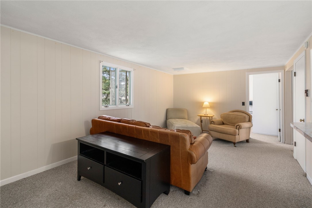 40 Mill Cove Road Warwick, RI 02889 - Photo 19 of 28 Apartment Living Room