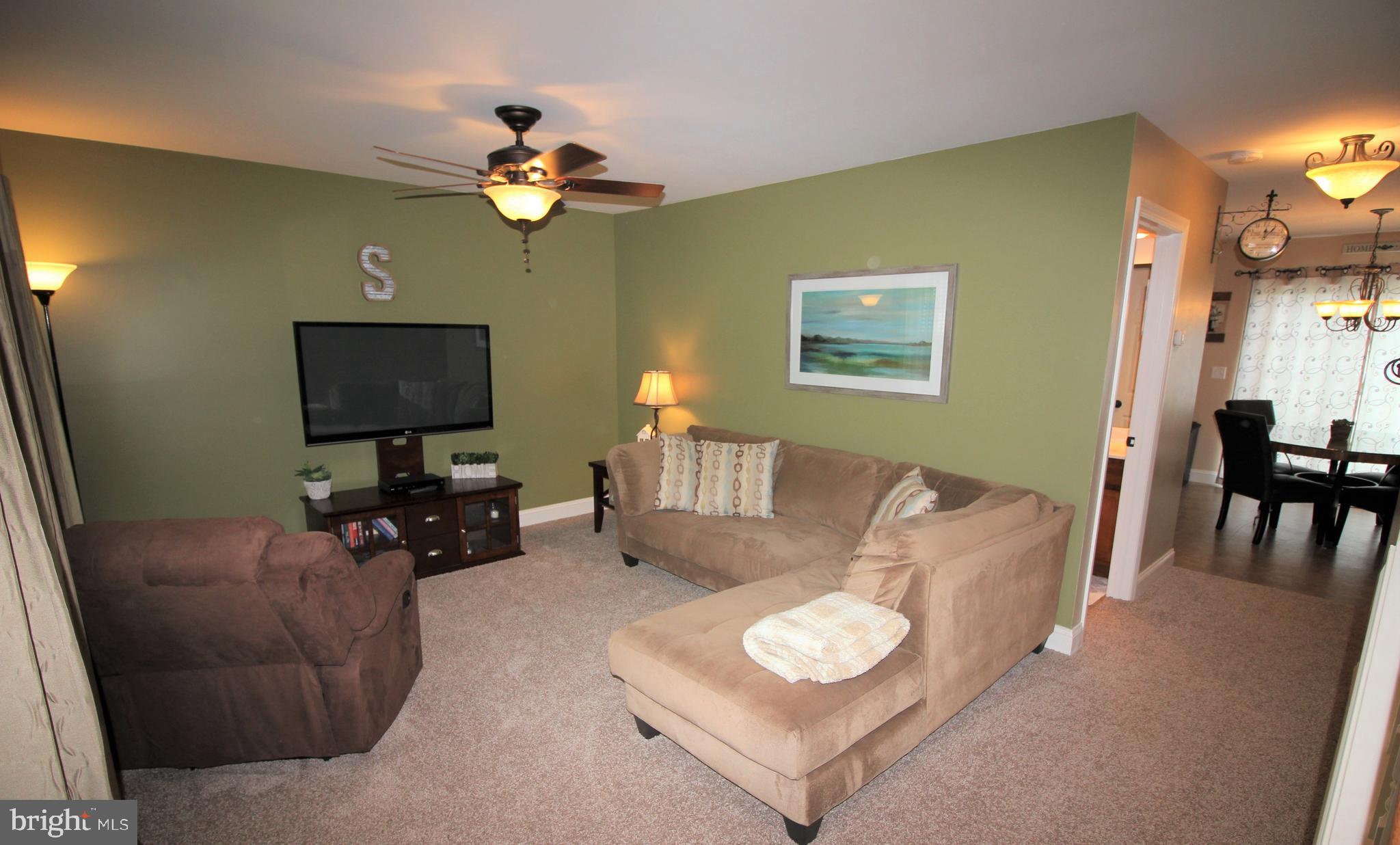 156 Radle Road Harrisburg, PA 17112 - Photo 3 of 20