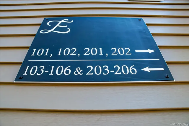 $3,950 | 1 Conklin Street, Unit 204, Farmingdale, NY 11735