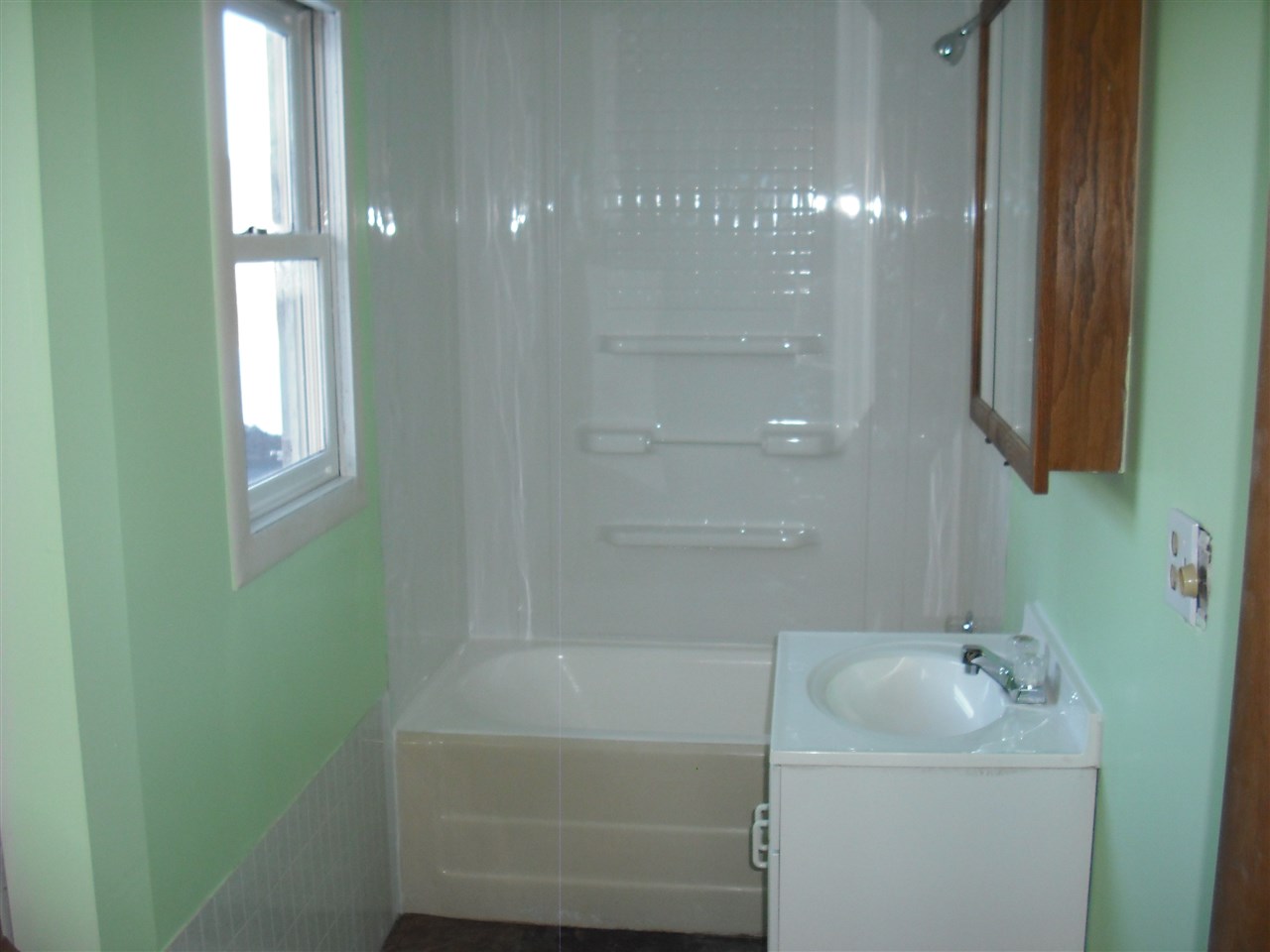 1351 Vanderlip Road Traverse City, MI 49686 - Photo 14 of 24 1810327-13.JPG