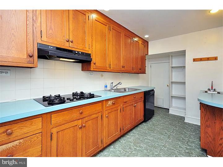 332 Wellesley Road Philadelphia, PA 19119 - Photo 11 of 25 Kitchen