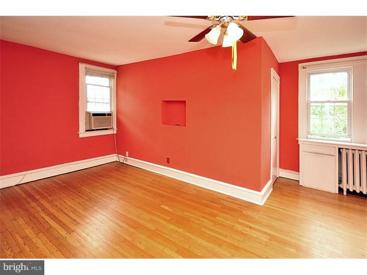332 Wellesley Road Philadelphia, PA 19119 - Photo 15 of 25 Bedroom - Main
