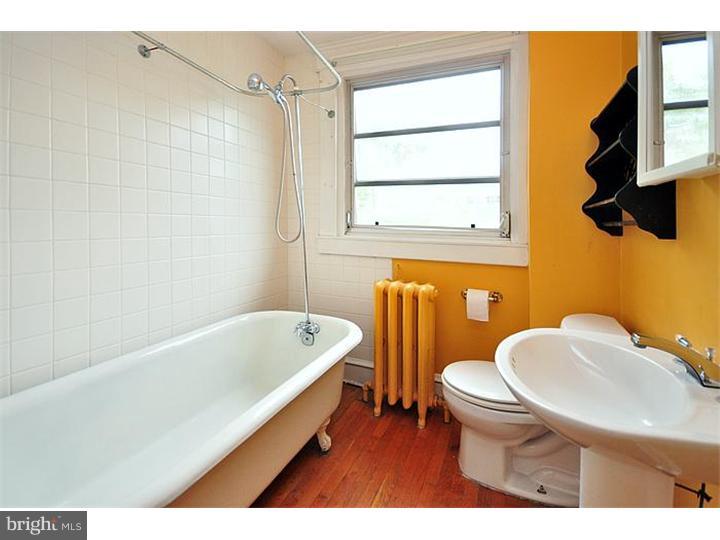 332 Wellesley Road Philadelphia, PA 19119 - Photo 20 of 25 Bathroom