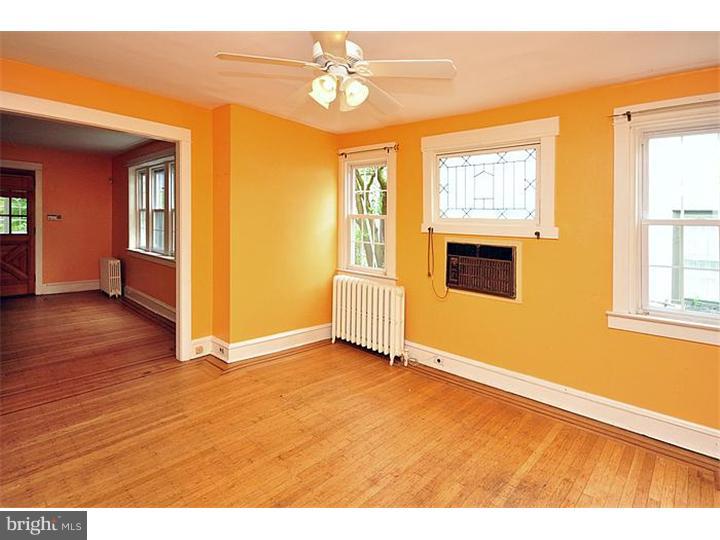 332 Wellesley Road Philadelphia, PA 19119 - Photo 10 of 25 Dining Room