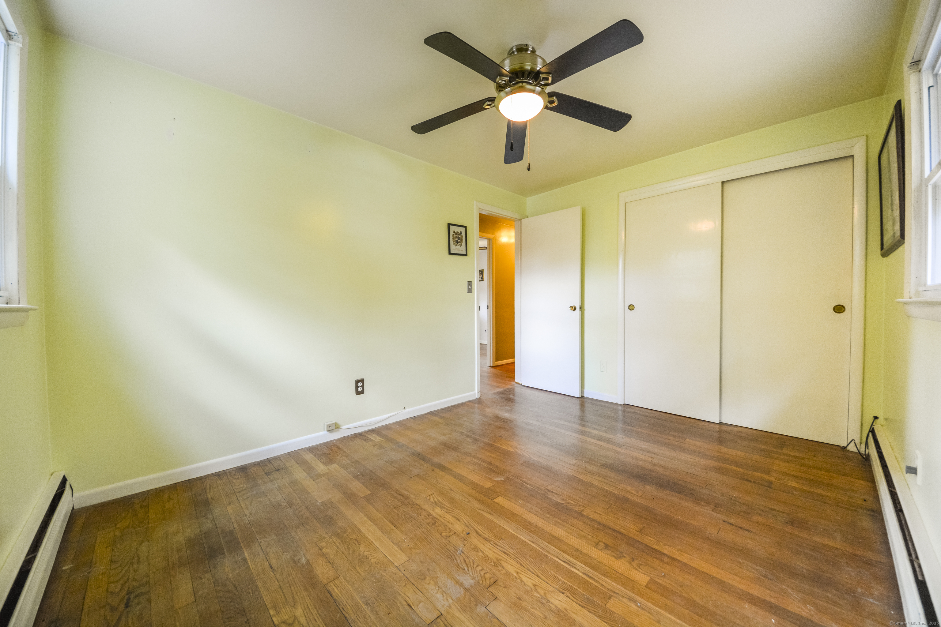 291 Frenchtown Road Bridgeport, CT 06606 - Photo 26 of 40