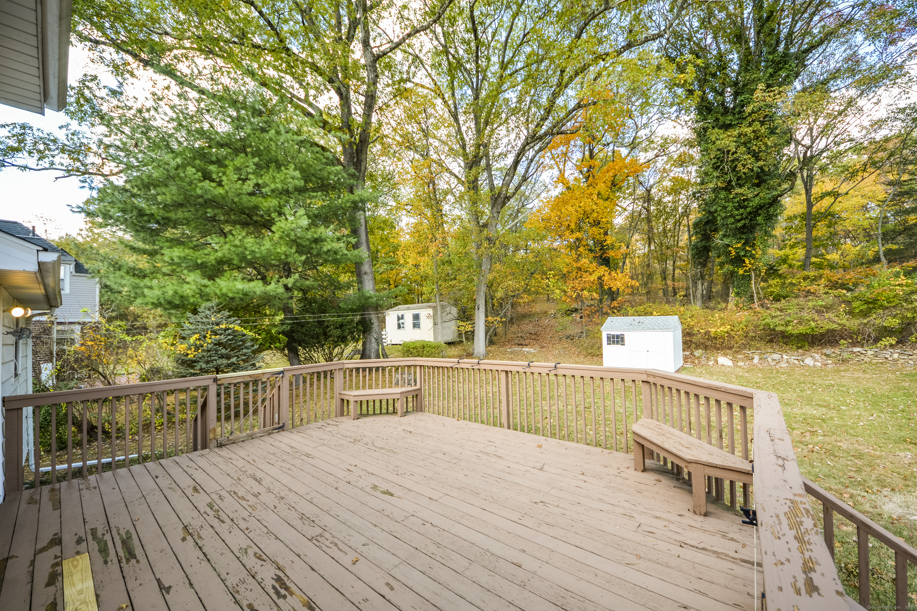 291 Frenchtown Road Bridgeport, CT 06606 - Photo 35 of 40