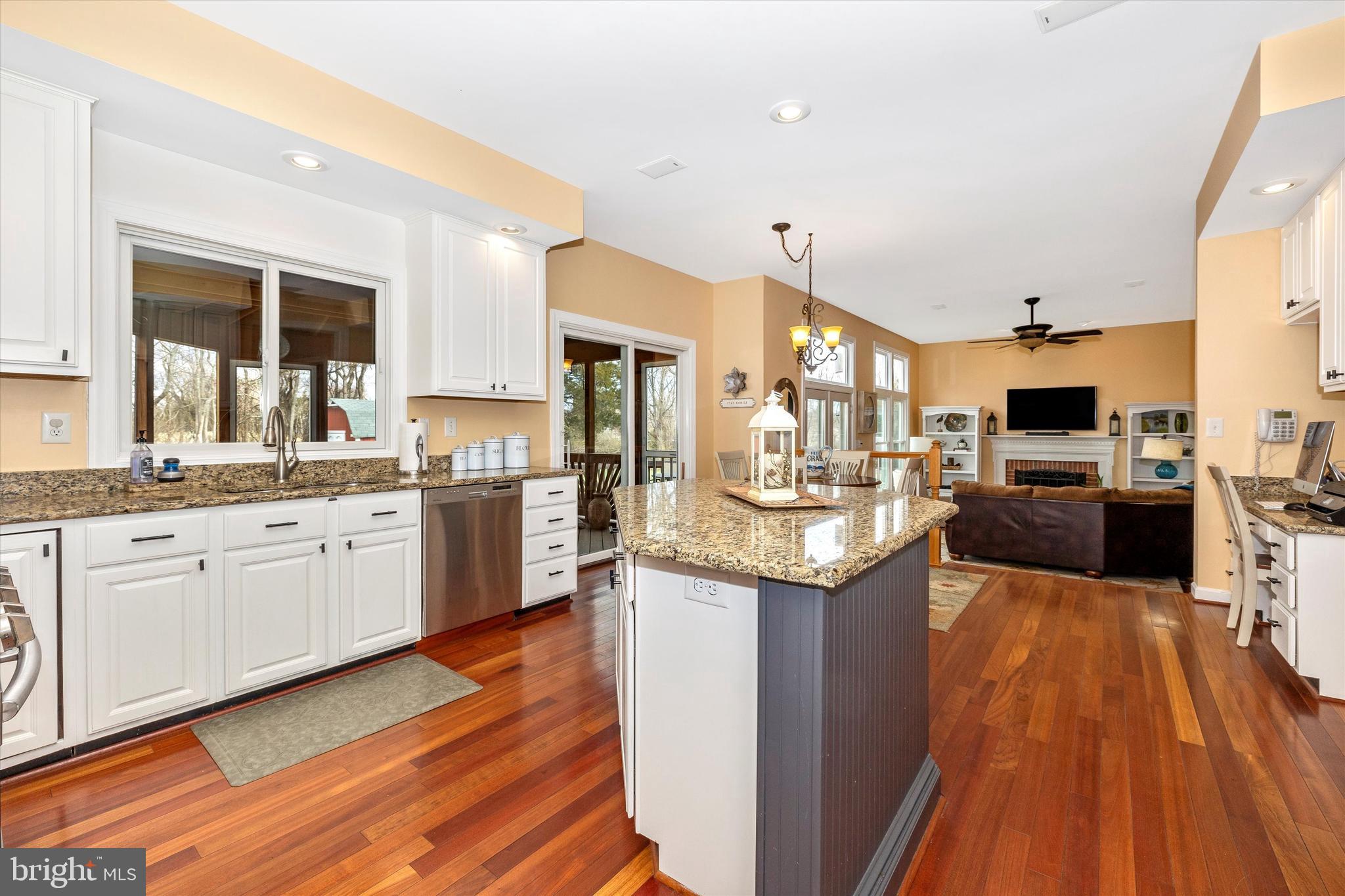 17918 Hickman Street Poolesville, MD 20837 - Photo 13 of 96