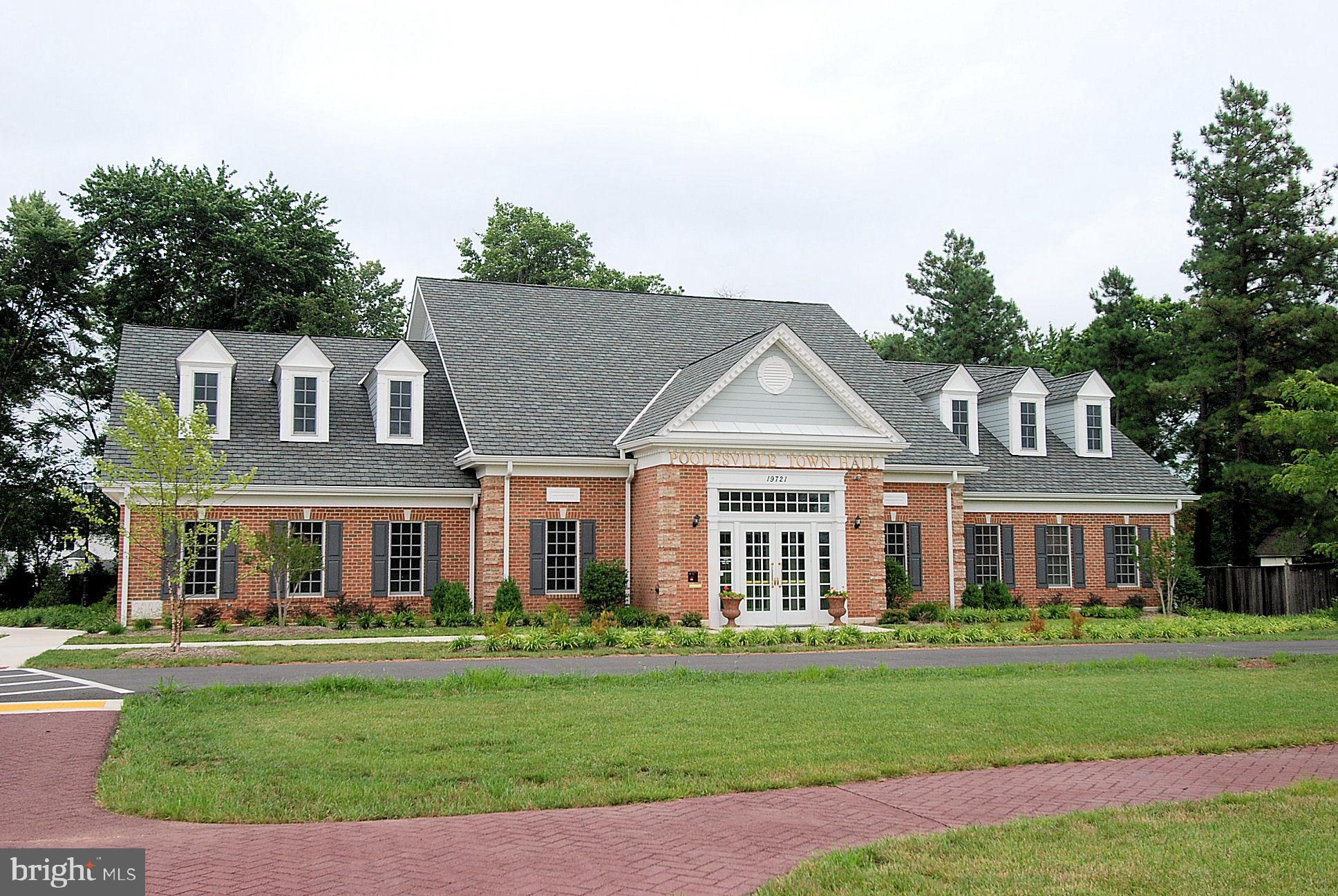 17918 Hickman Street Poolesville, MD 20837 - Photo 79 of 96 front view of a house and a yard
