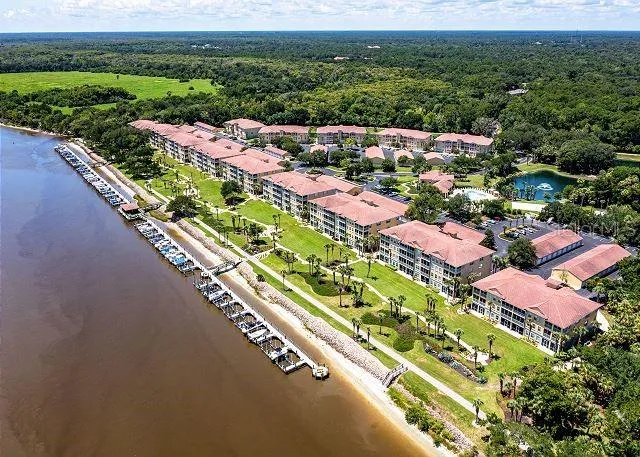 $399,000 | 100 Canopy Walk Lane, Unit 112, Palm Coast, FL 32137