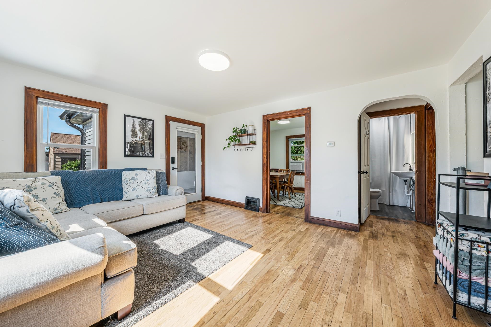 723 West Grant Street Appleton, WI 54914 - Photo 2 of 37