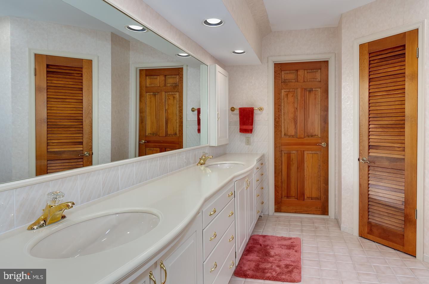 539 Bartram Road Moorestown, NJ 08057 - Photo 27 of 52