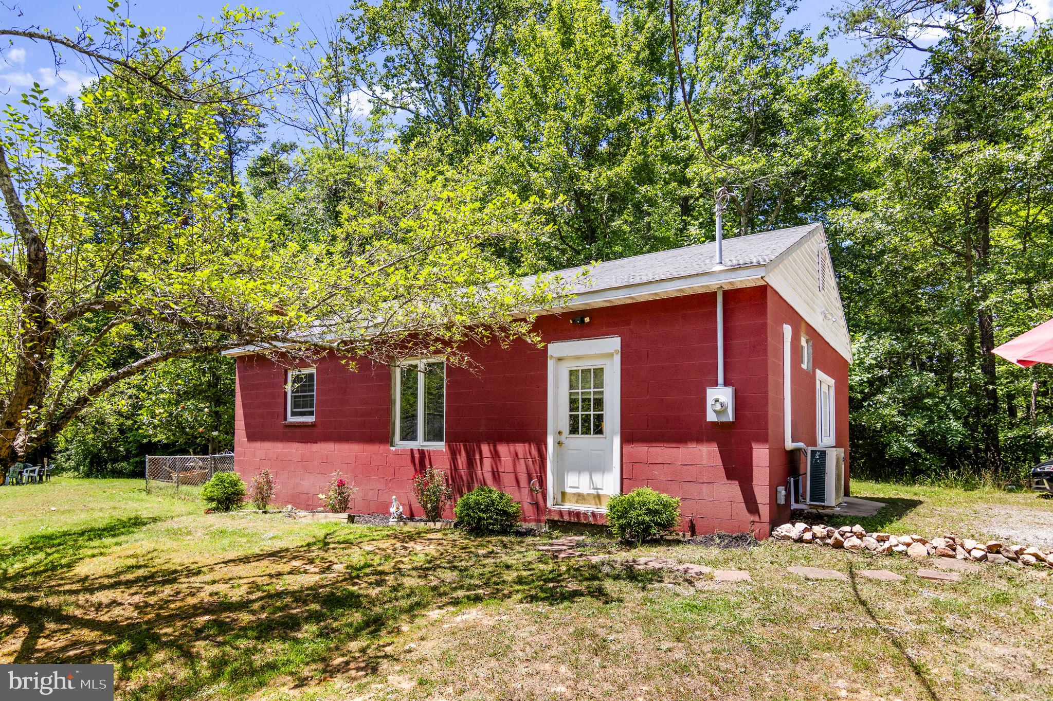 579 Leeland Road Fredericksburg, VA 22405 - Photo 2 of 20 front view of a house with a yard