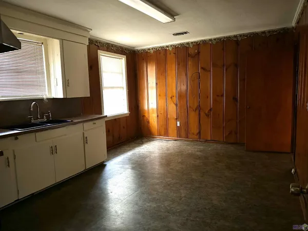 $1,250 | 4268 St Gerard Avenue, Baton Rouge, LA 70805