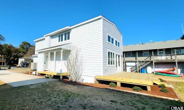 $569,000 | 121 Roanoke Drive, Kill Devil Hills, NC 27948