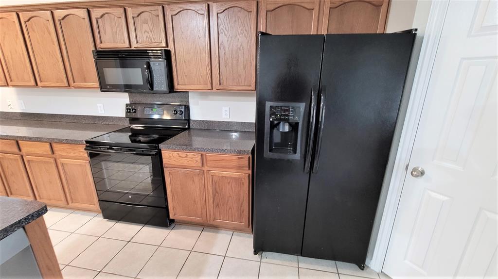 3408 Columbus Street Gainesville, TX 76240 - Photo 8 of 26