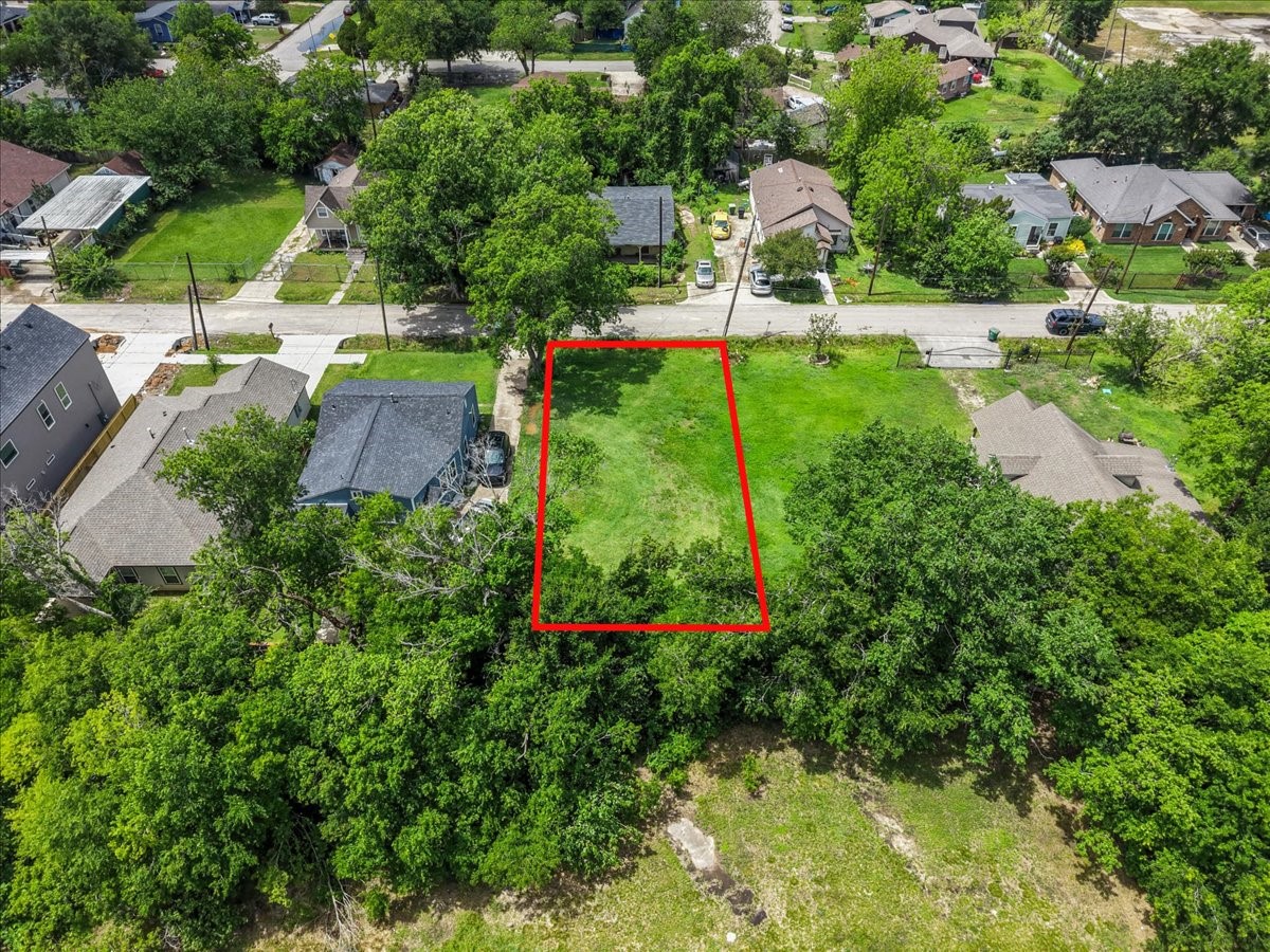 0 Grace Lane Houston, TX 77021 - Photo 13 of 27 an aerial view of a house with pool yard and outdoor seating