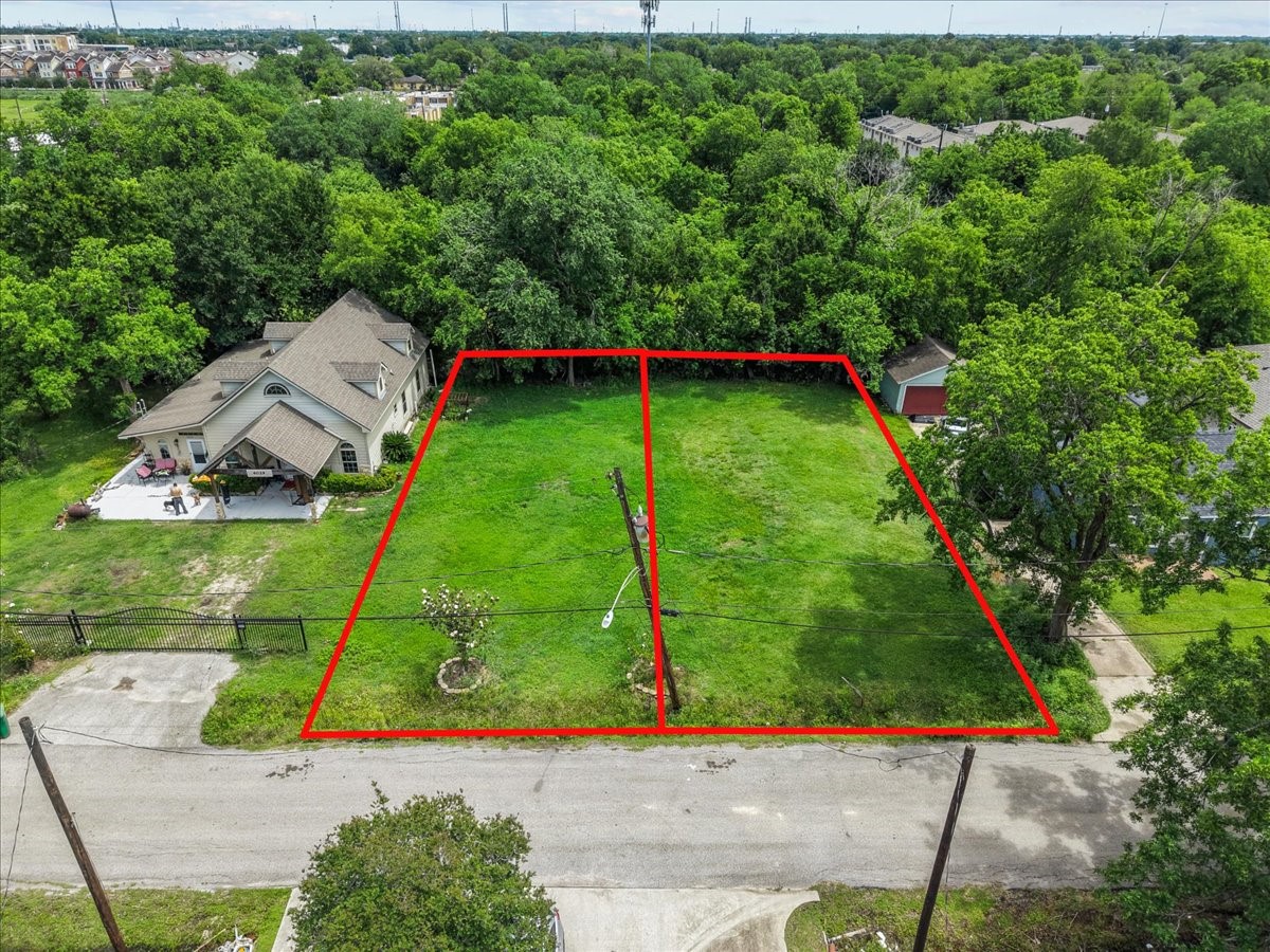 0 Grace Lane Houston, TX 77021 - Photo 9 of 27 a view of yard with swimming pool and garden