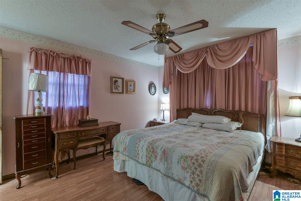 205 8th Place Pleasant Grove, AL 35127 - Photo 24 of 34
