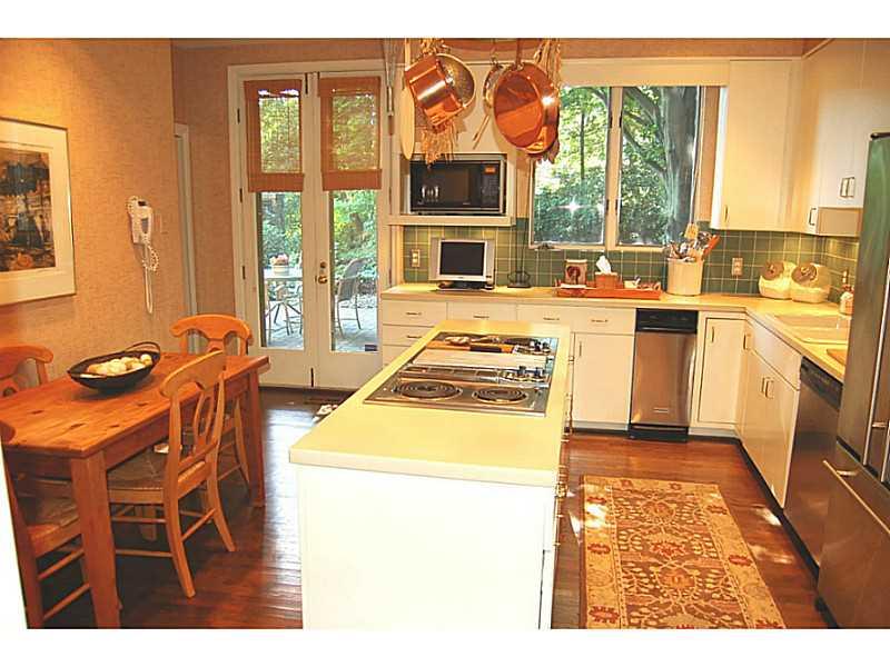 307 Schenley Road Pittsburgh, PA 15217 - Photo 11 of 25 Kitchen.