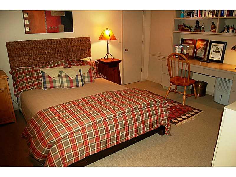 307 Schenley Road Pittsburgh, PA 15217 - Photo 19 of 25 Bedroom.