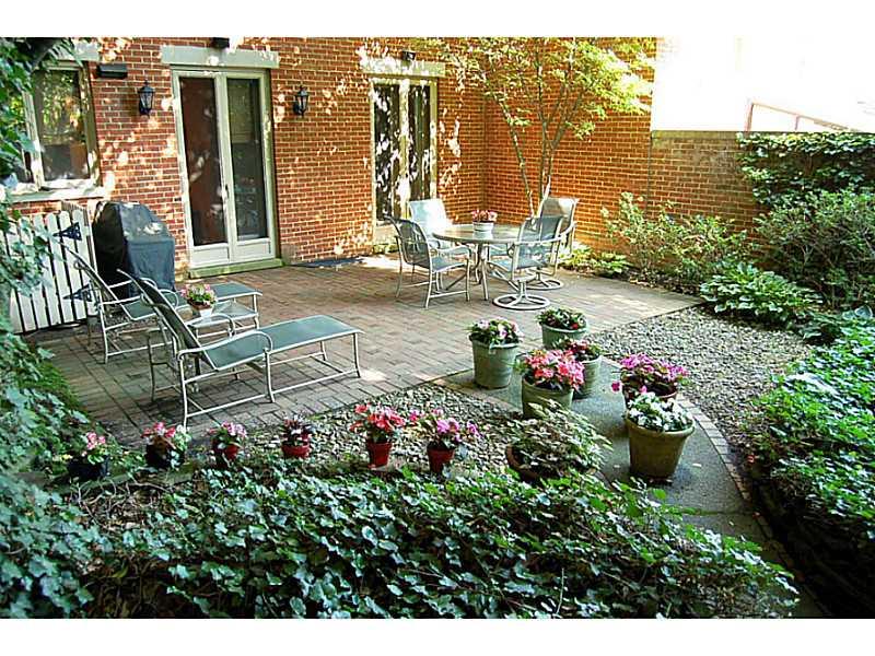 307 Schenley Road Pittsburgh, PA 15217 - Photo 23 of 25 Patio/Deck.