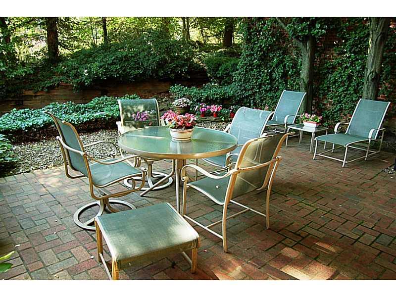 307 Schenley Road Pittsburgh, PA 15217 - Photo 24 of 25 Patio/Deck.