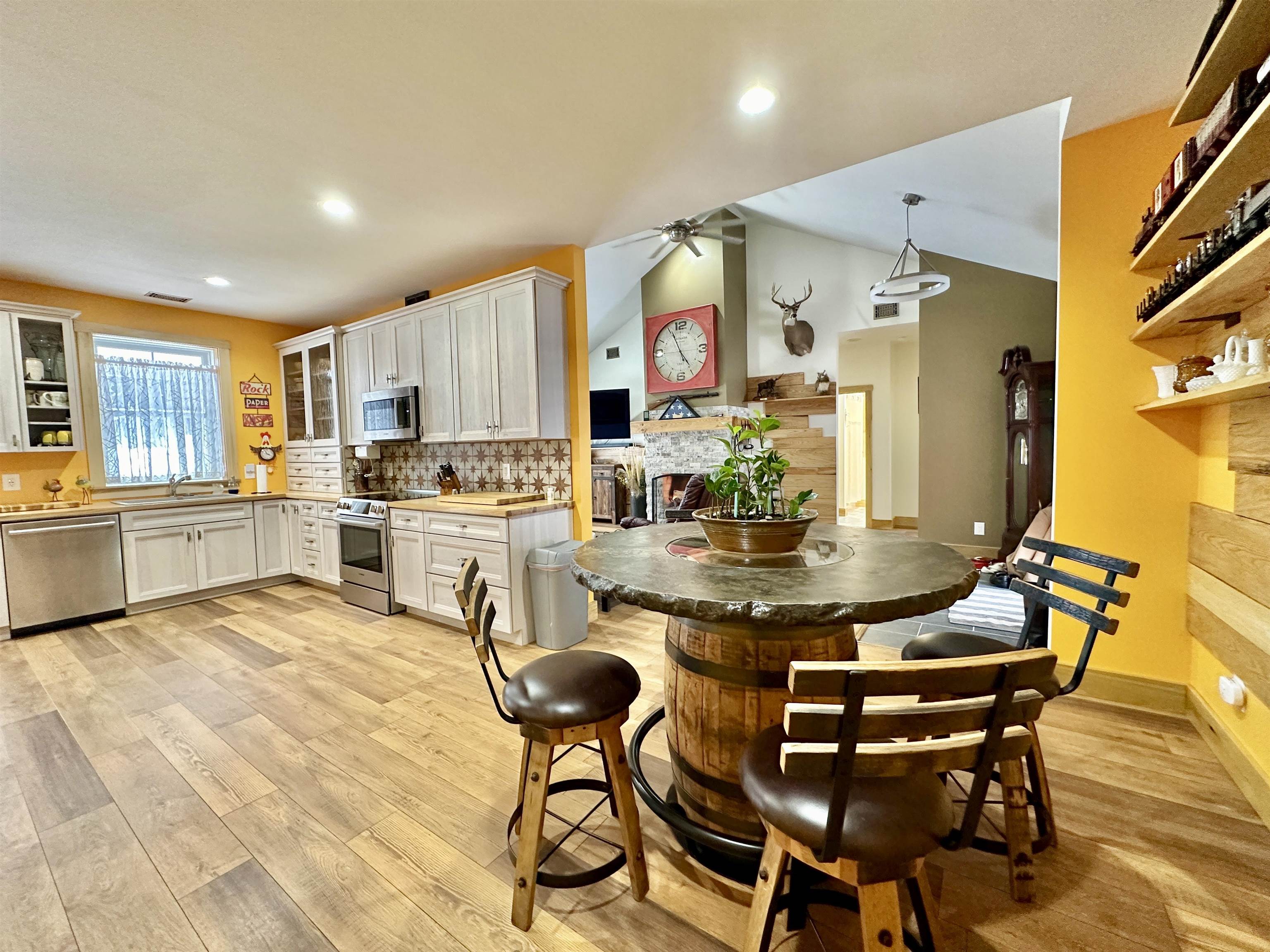2144 North Jacobson Road Suttons Bay, MI 49682 - Photo 19 of 63 Gallery Image 19