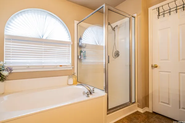 $2,300 | 12146 Painted Daisy, San Antonio, TX 78253