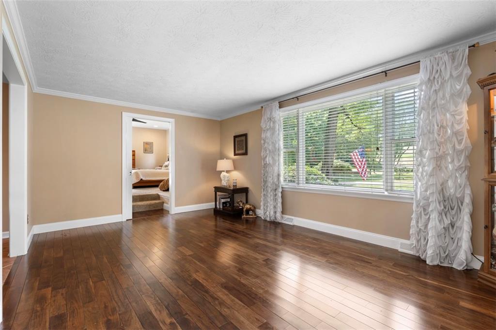 2369 Mill Grove Road Pittsburgh, PA 15241 - Photo 13 of 40 Gallery Image 13