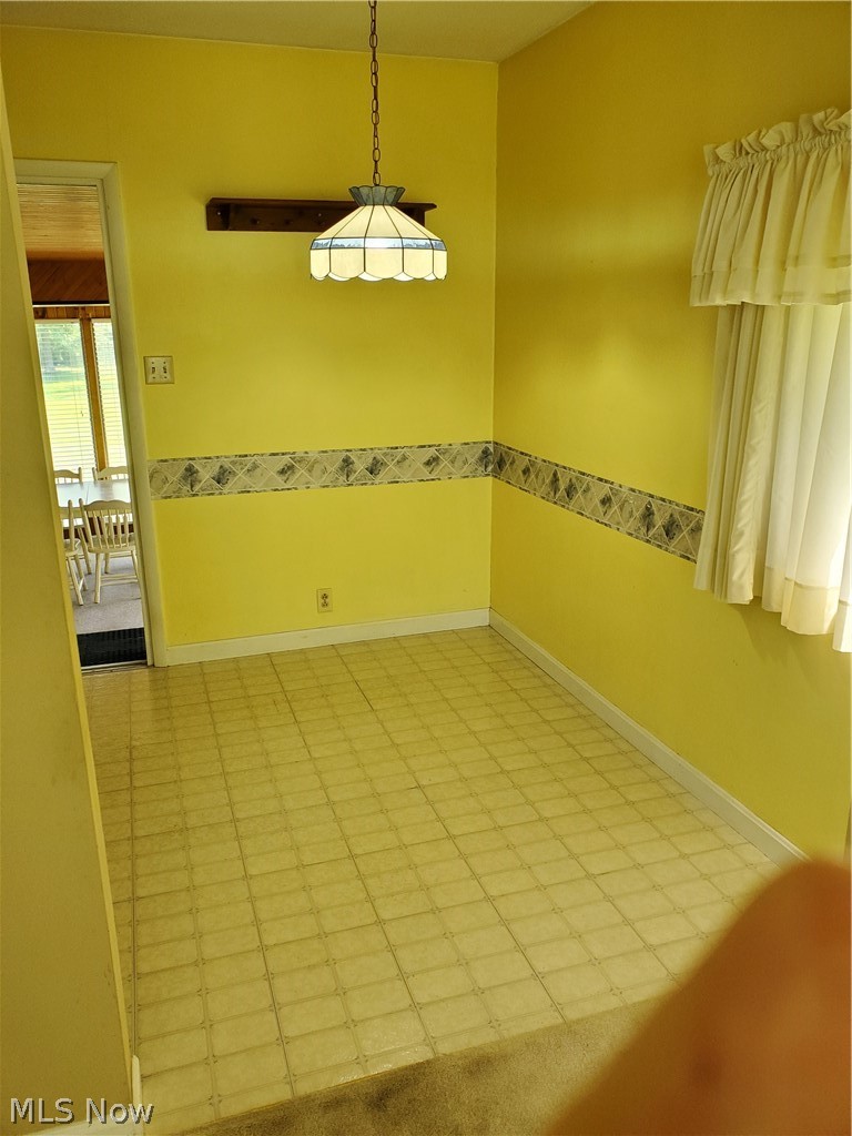 518 Johnson Plank Road Warren, OH 44481 - Photo 5 of 30 Gallery Image 5