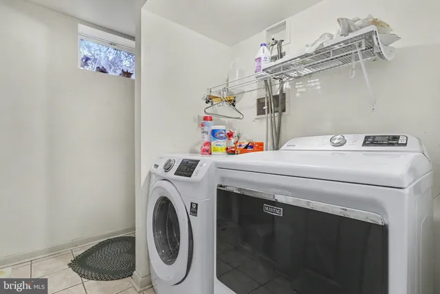 $299,900 | 2357 Meeting House Road, Spring Grove, PA 17362