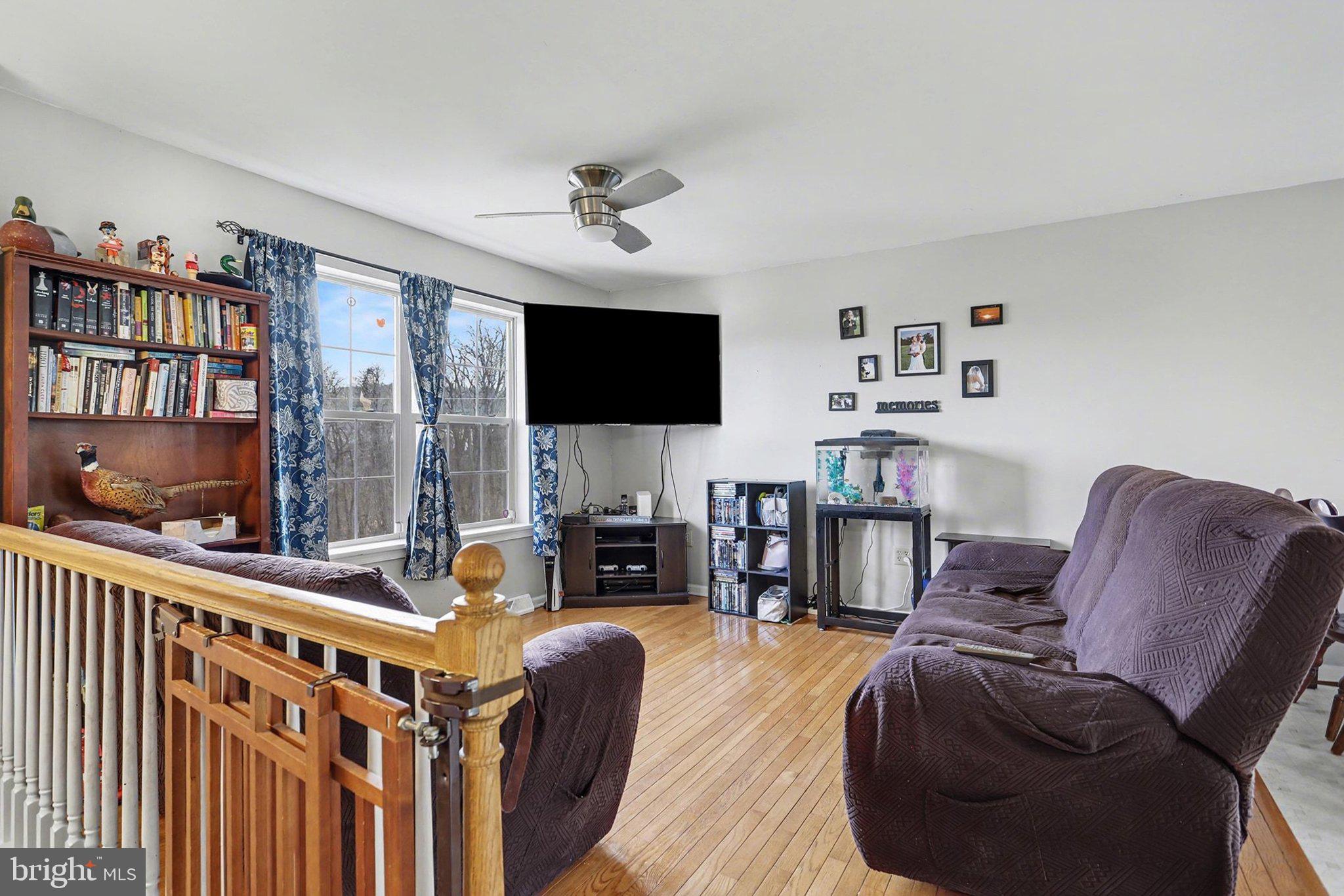 2357 Meeting House Road Spring Grove, PA 17362 - Photo 5 of 33 Gallery Image 5