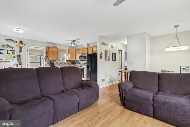 $299,900 | 2357 Meeting House Road, Spring Grove, PA 17362