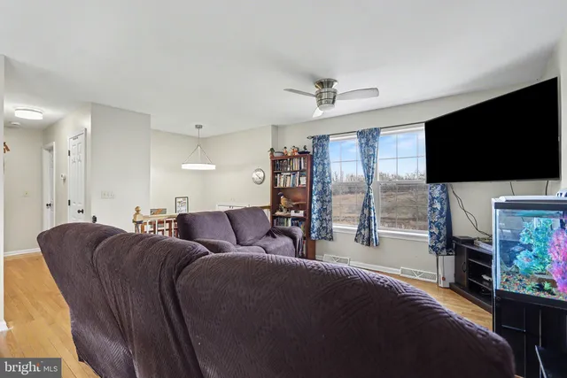 $299,900 | 2357 Meeting House Road, Spring Grove, PA 17362