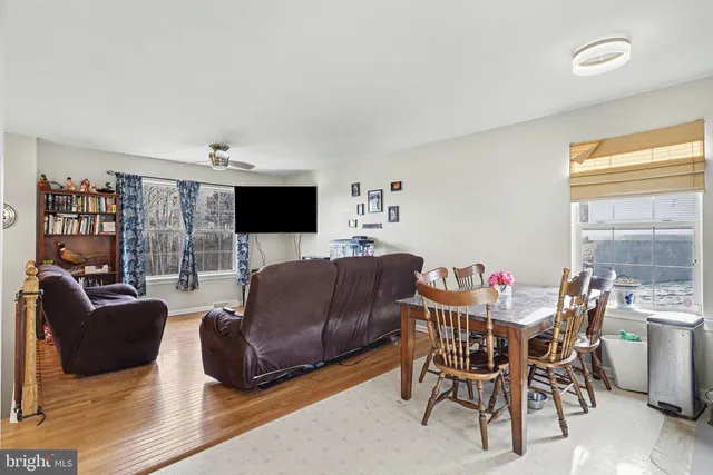 $299,900 | 2357 Meeting House Road, Spring Grove, PA 17362