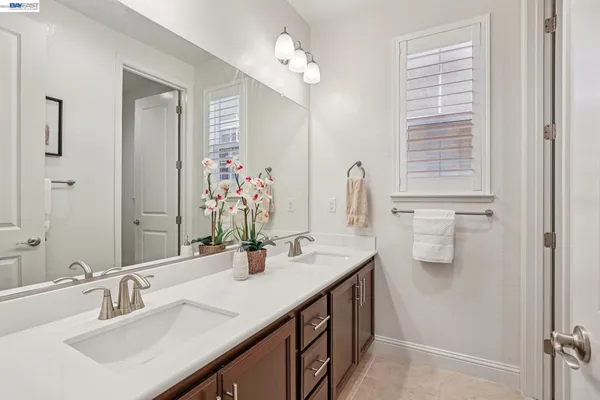 $1,768,888 | 28719 Vista Grande Drive, Hayward, CA 94544