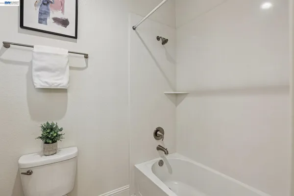 $1,768,888 | 28719 Vista Grande Drive, Hayward, CA 94544