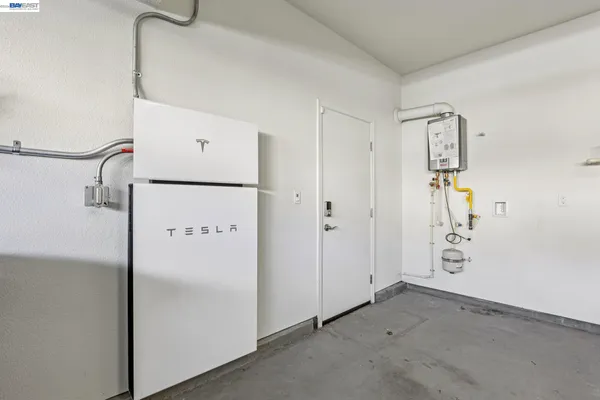 $1,768,888 | 28719 Vista Grande Drive, Hayward, CA 94544