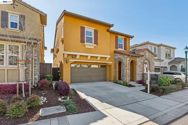 $1,768,888 | 28719 Vista Grande Drive, Hayward, CA 94544