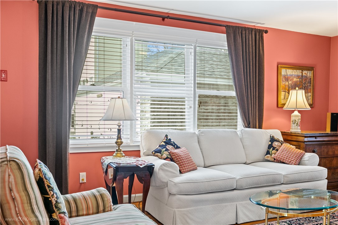 112 Connection Street Newport, RI 02840 - Photo 16 of 45