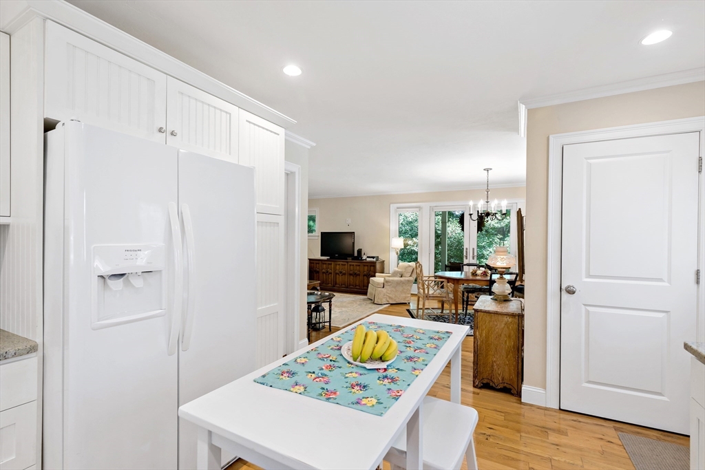 50 Pheasant Way Barnstable, MA 02632 - Photo 12 of 37 a very nice looking dining room with a table and chairs