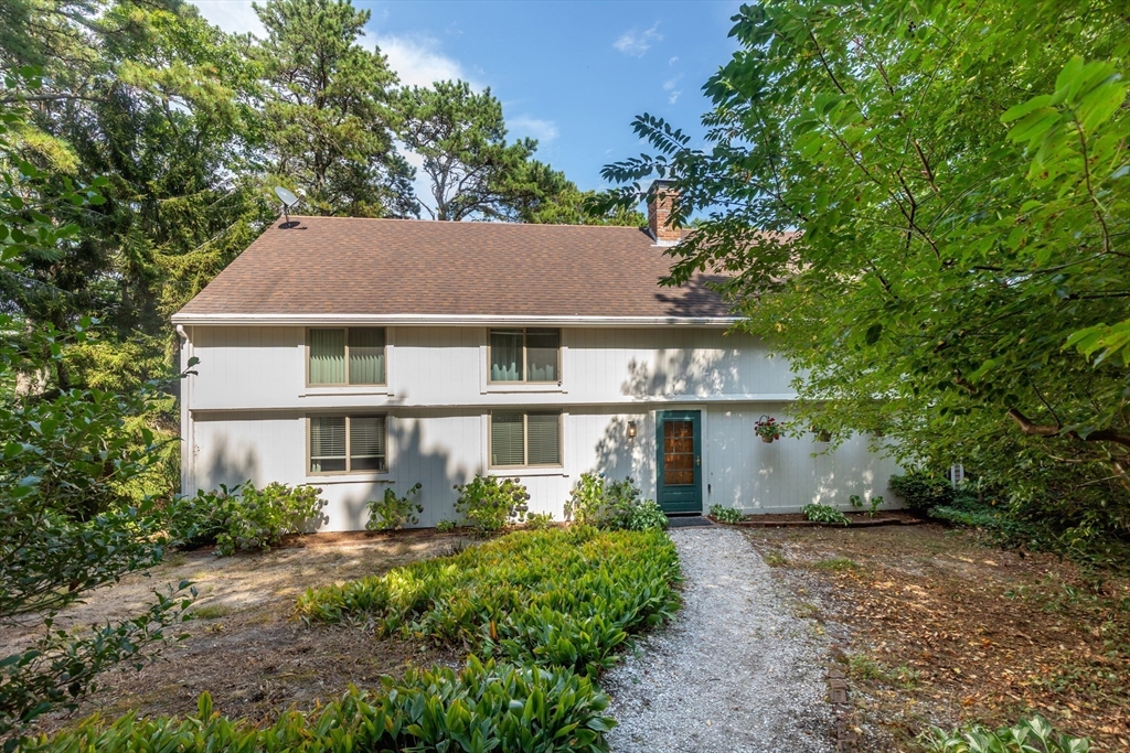 50 Pheasant Way Barnstable, MA 02632 - Photo 2 of 37