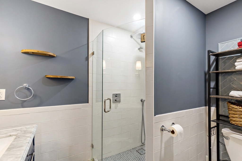 50 Pheasant Way Barnstable, MA 02632 - Photo 21 of 37 a bathroom with a shower